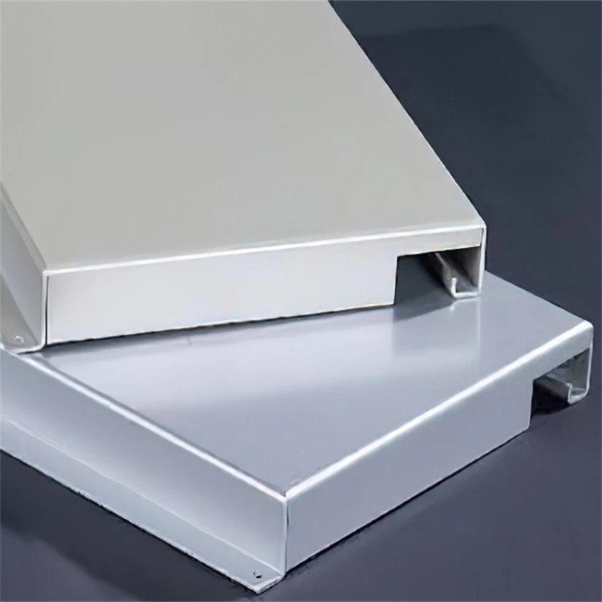 Pemasangan Aluminium-Plafon